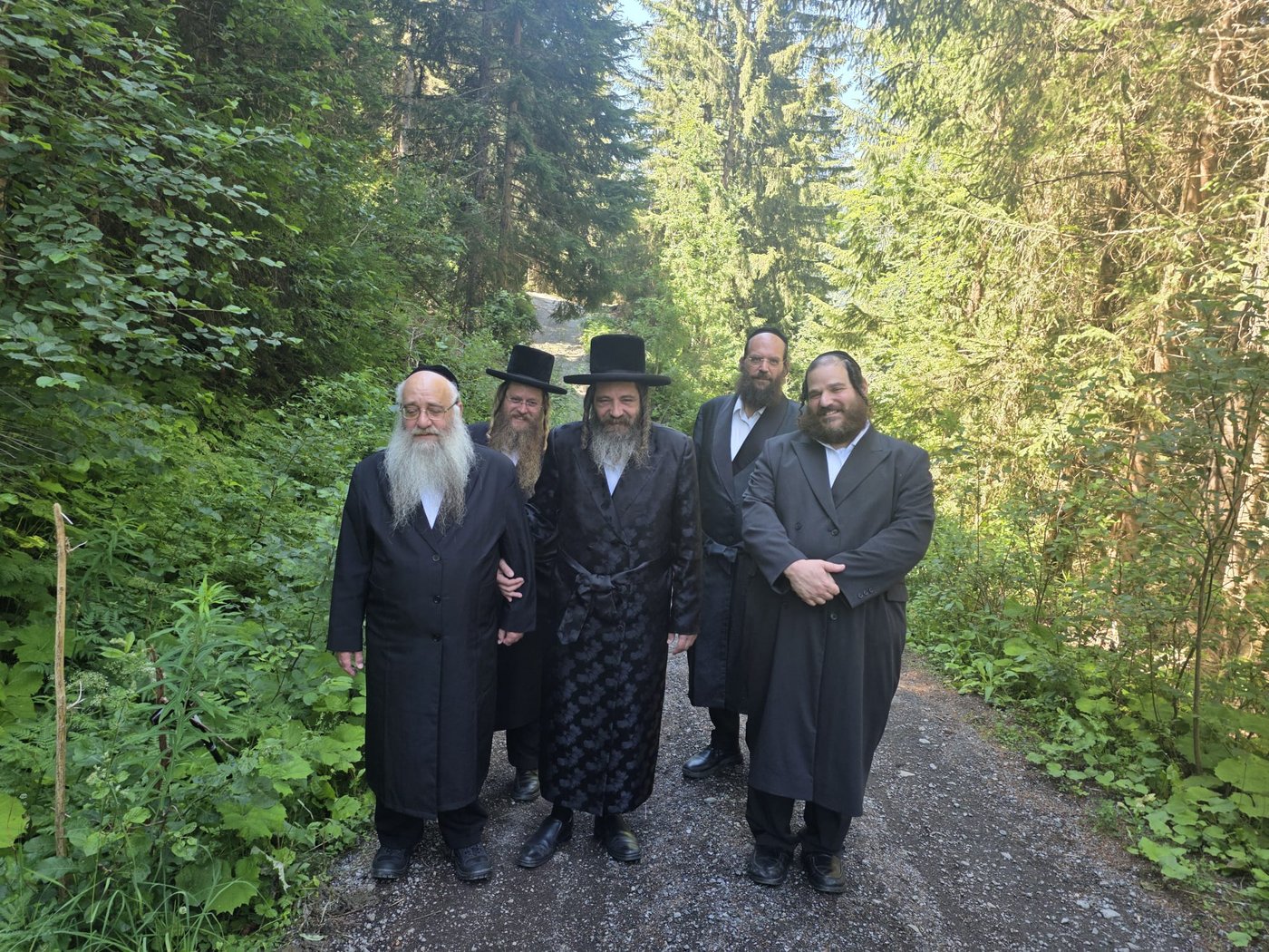הרב שזעם על הביטאון | 'זיידל'ע' עם כל התמונות, הנייעס והחשיפות של השבוע