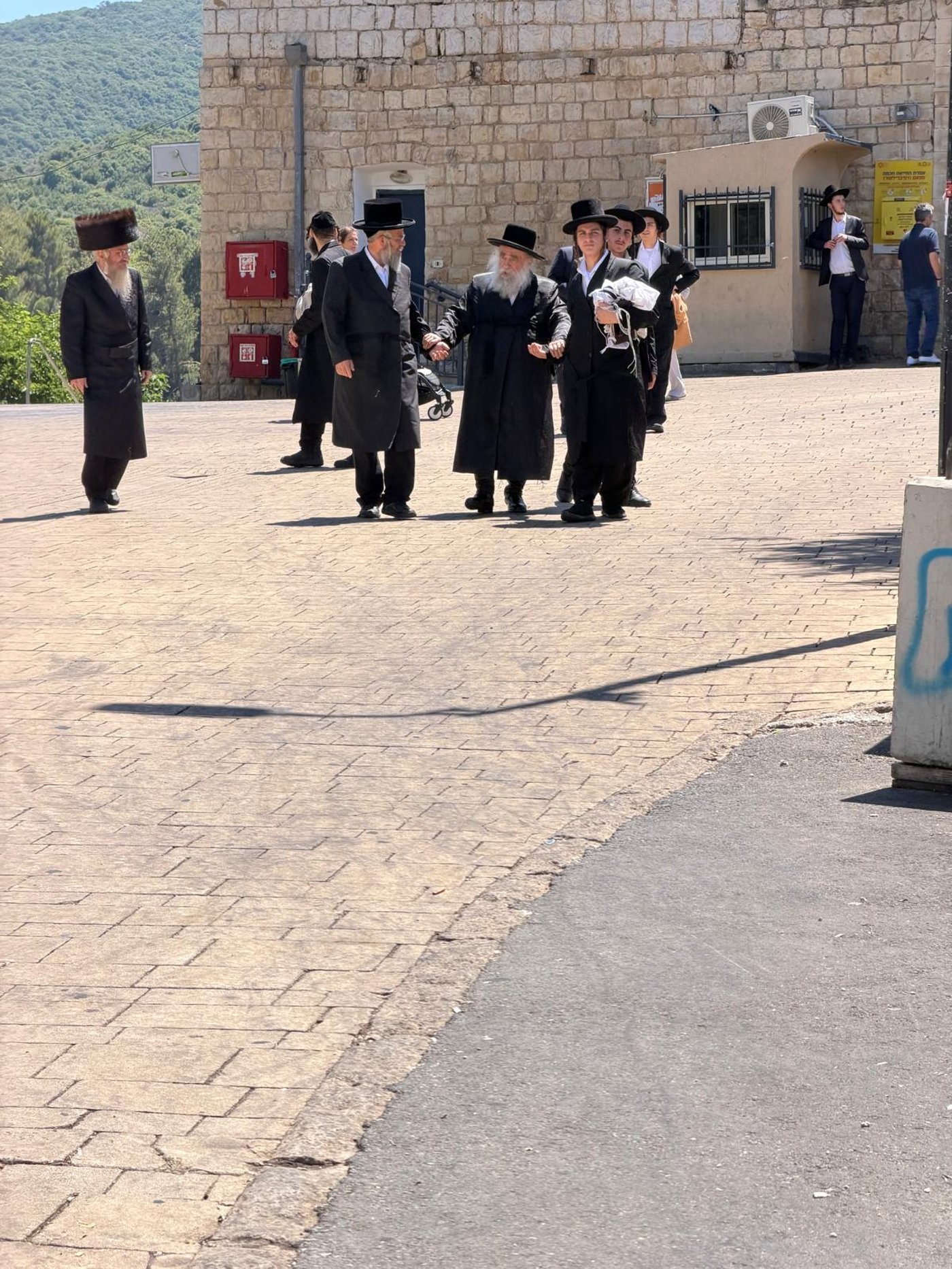 גאב"ד מאקאווא במירון