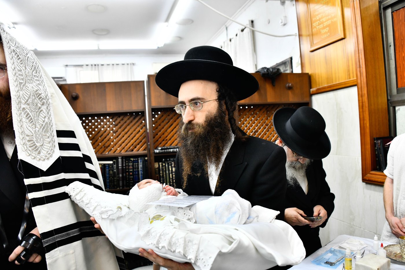 שמחת הברית לנכד האדמו"ר מקוזמיר