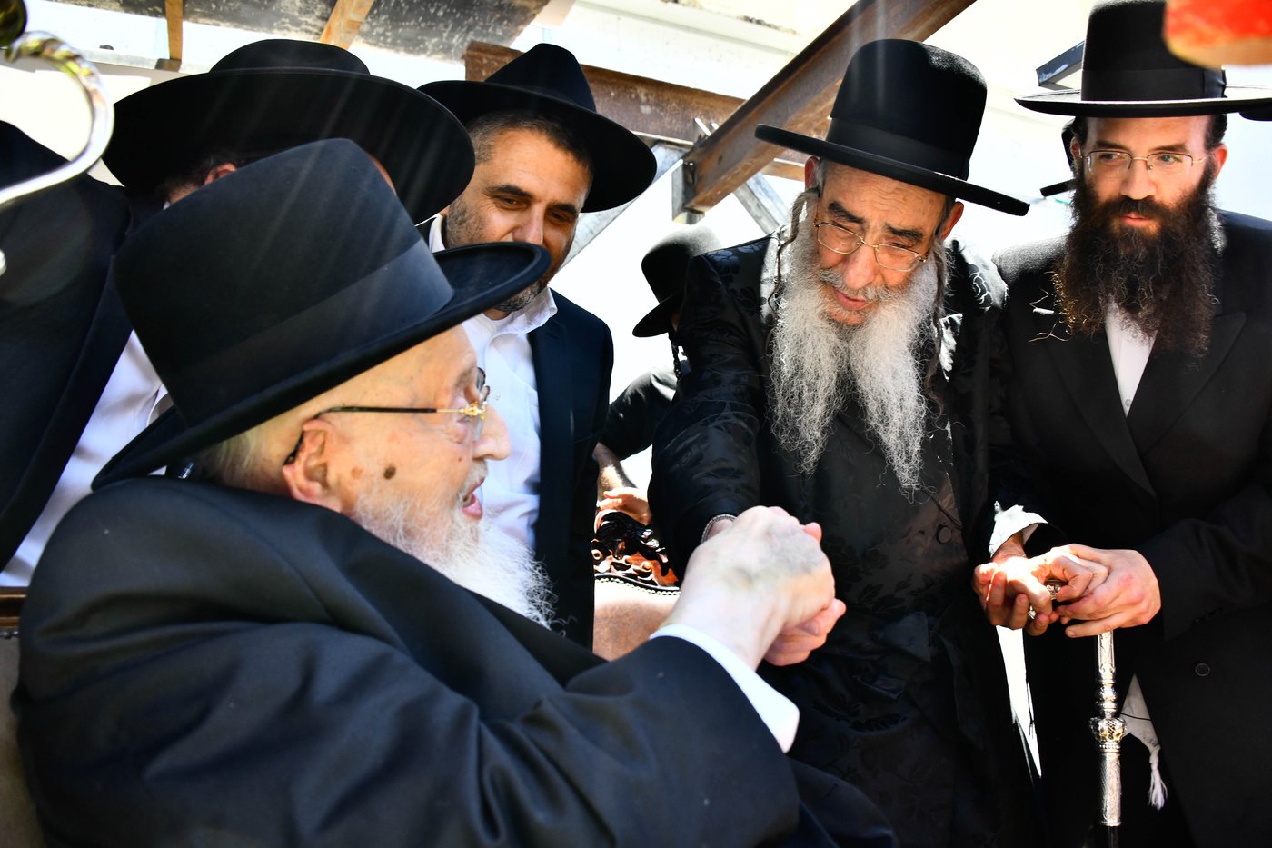 הגרמ"צ ברגמן בהנחת אבן הפינה באלכסנדר