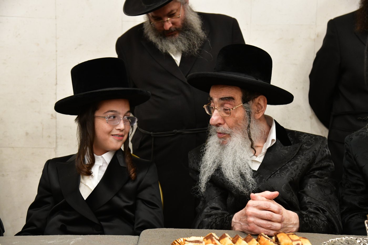 בר מצוה לנכד האדמו"ר מביאלה ישרי לב 