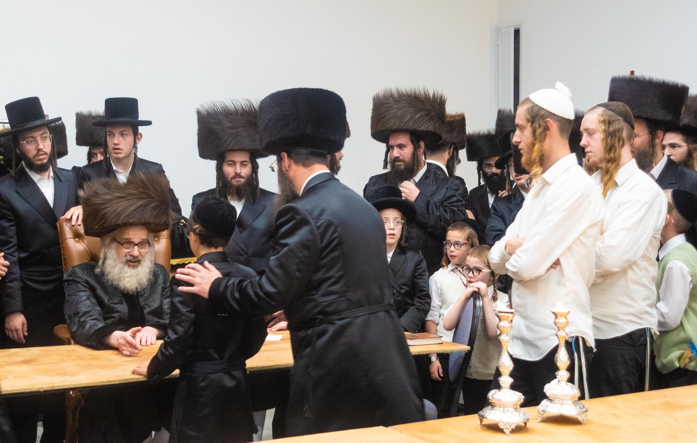 האדמו"ר מויז'ניץ בית שמש בעמנואל