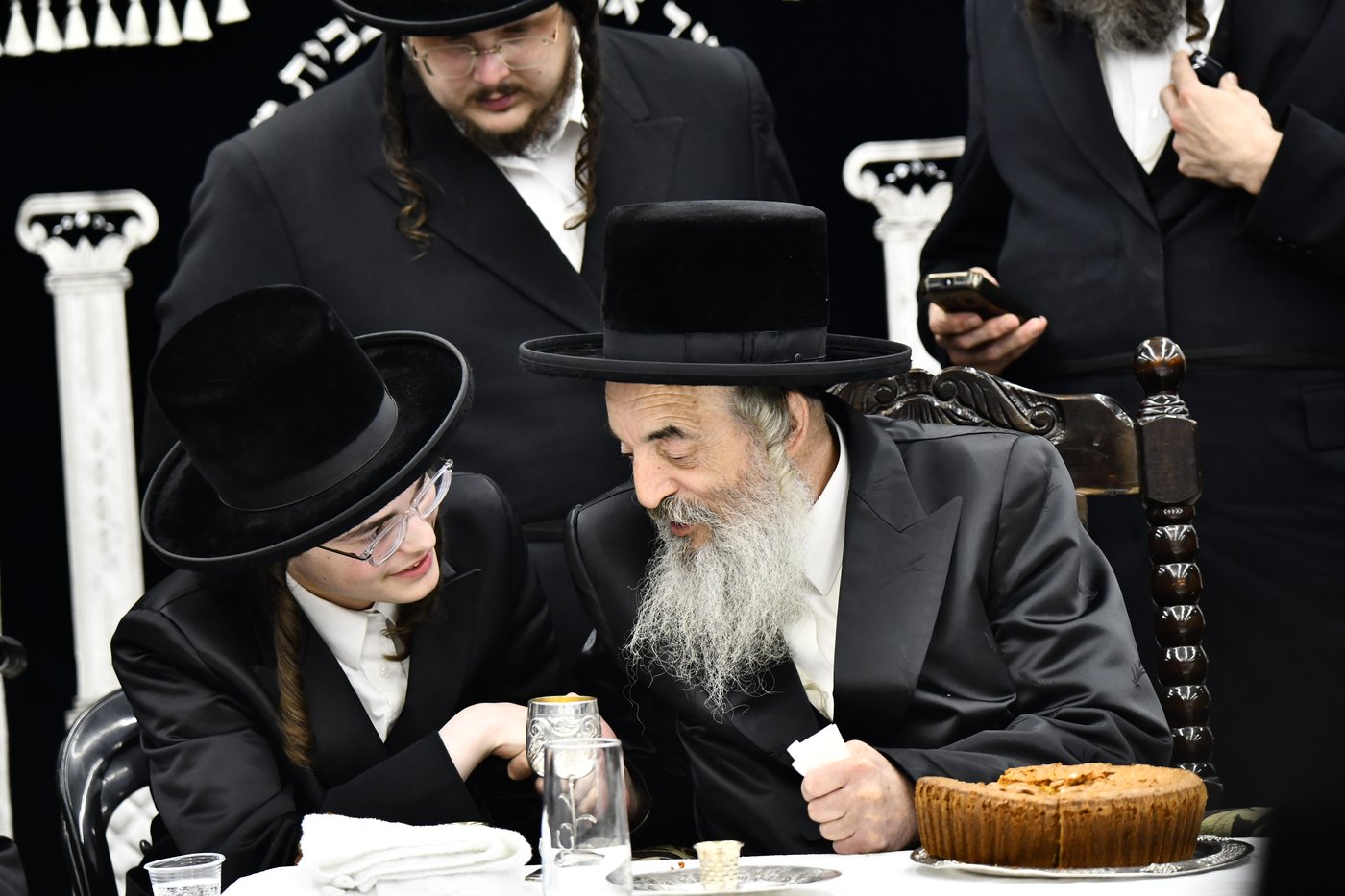 שמחת בית תולדות אברהם יצחק - לעלוב 