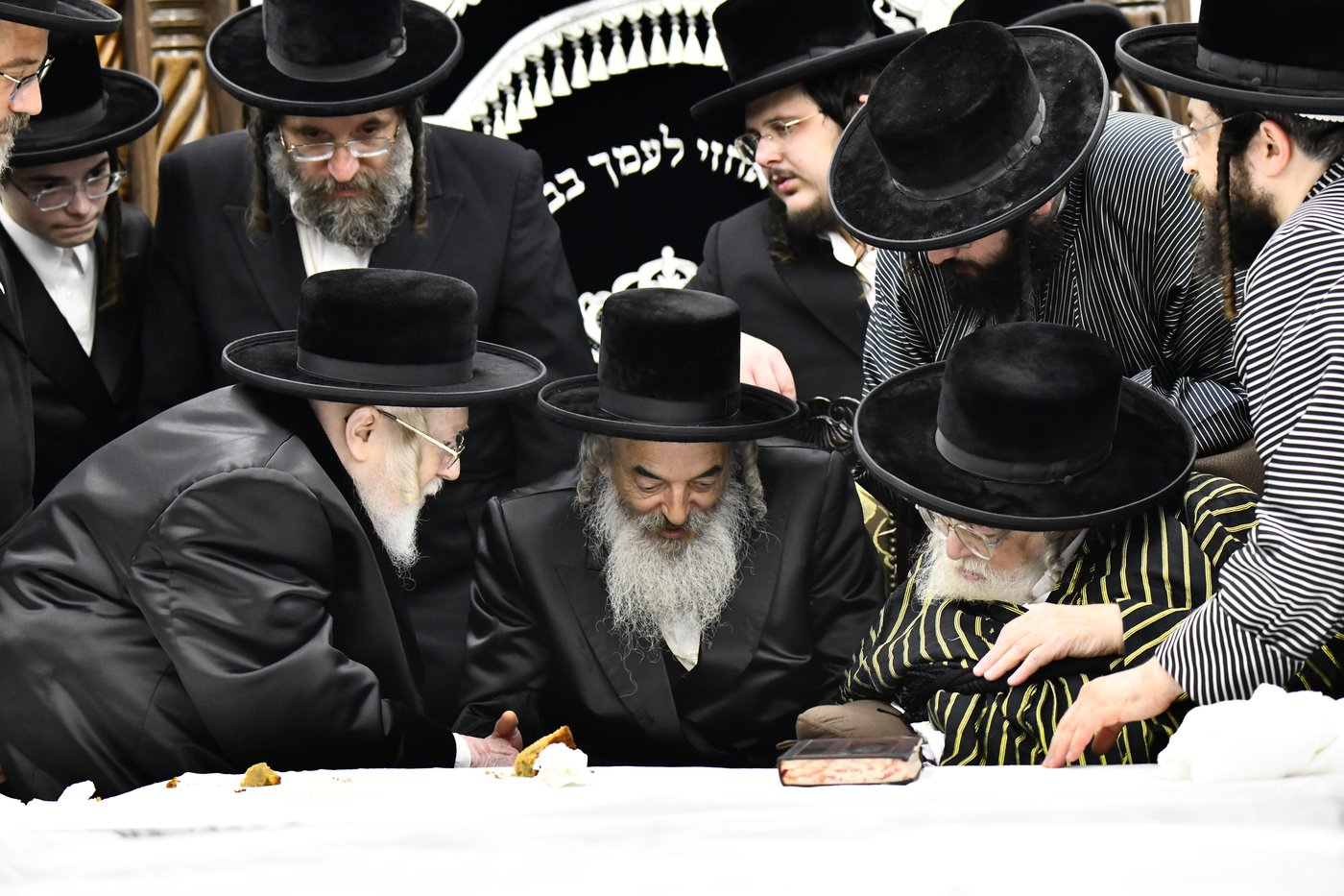 שמחת בית תולדות אברהם יצחק - לעלוב 