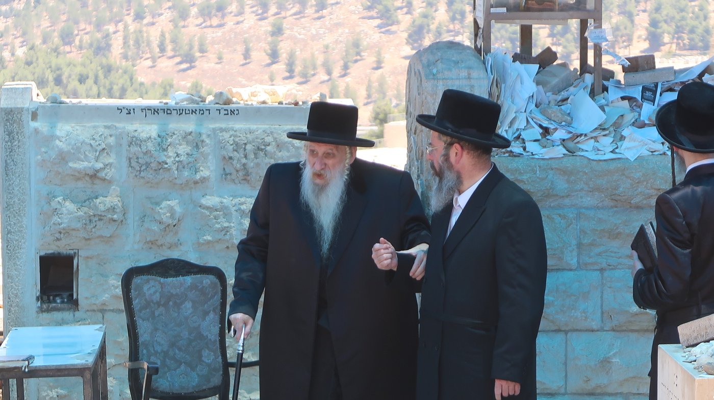 יא"צ של הגרא"מ רוטנר זצ"ל אצל חתנו האדמו"ר מטשארנאביל