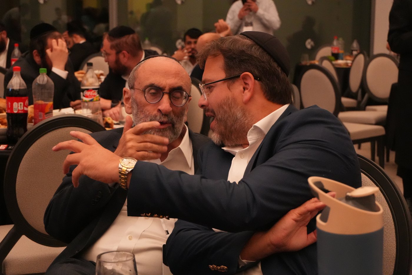 'קדיש' על הסנאטור | 'זיידל'ע' עם כל הנייעס והחשיפות של השבוע