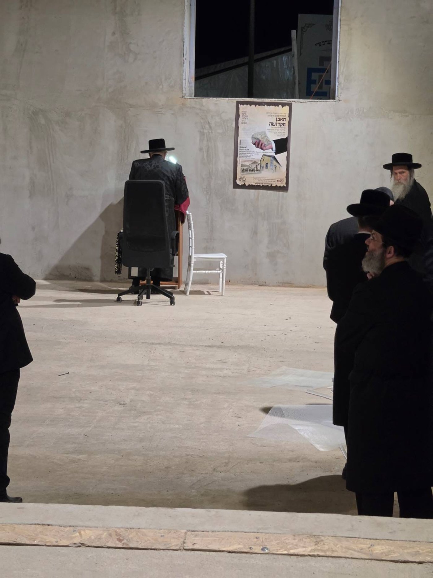האדמו"ר מתולדות אהרן בקרעסטיר