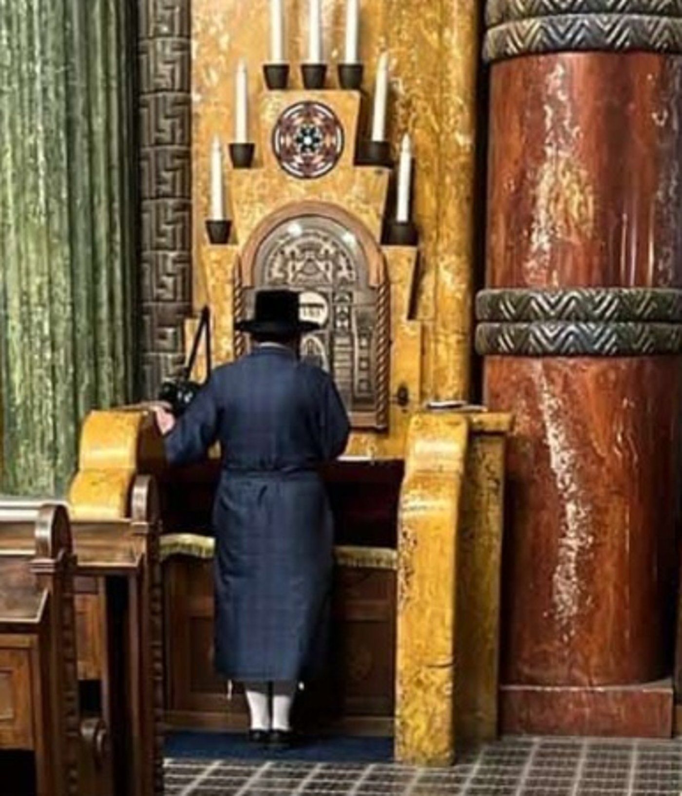 האדמו"ר ממעזבוז במסע תשעת הימים