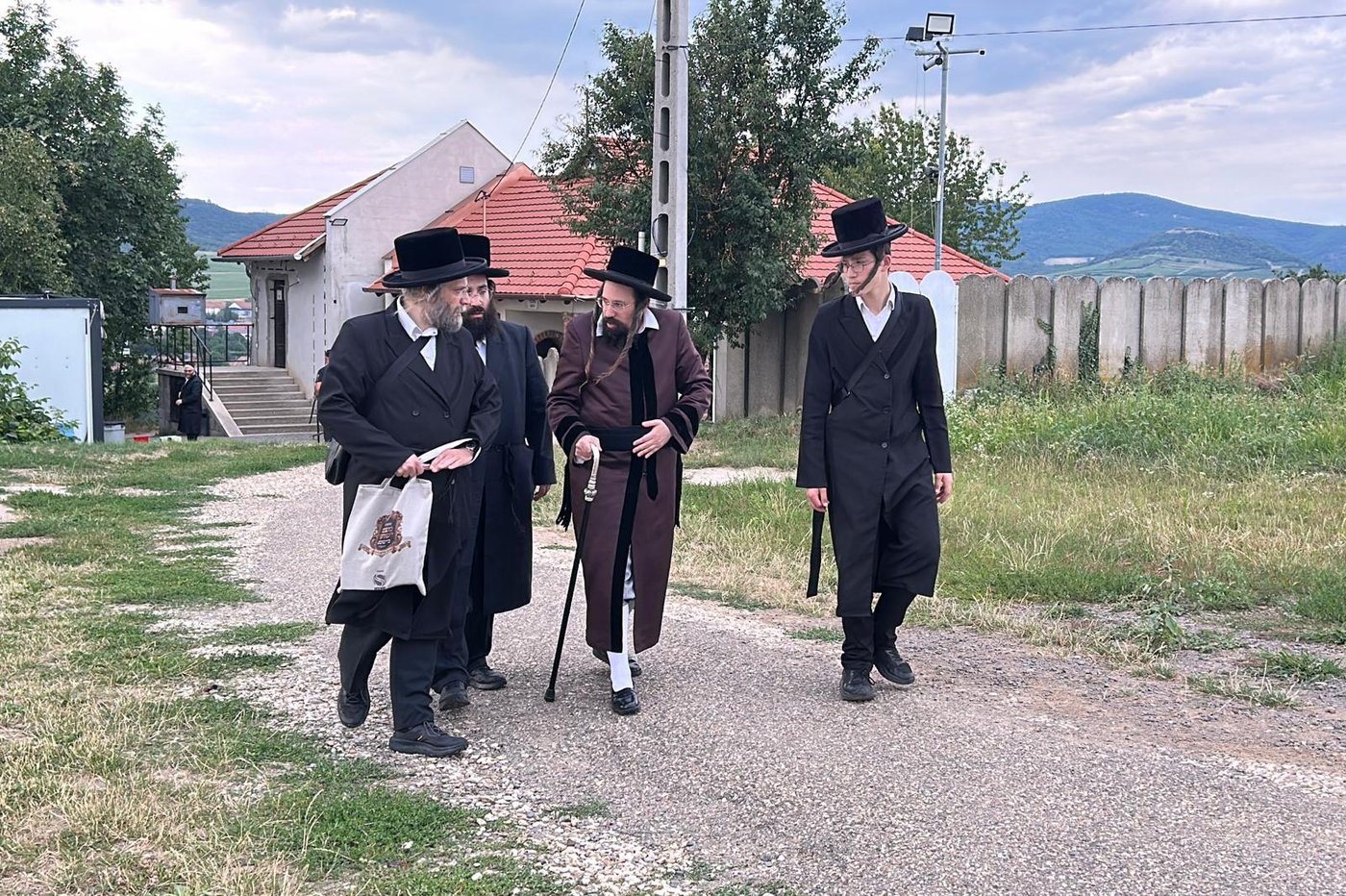 האדמו"ר ממעזבוז במסע תשעת הימים
