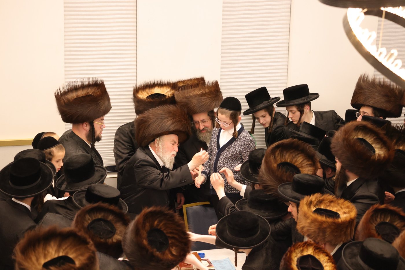 הגה"צ רבי יצחק משה ארלנגר בקריית יואל