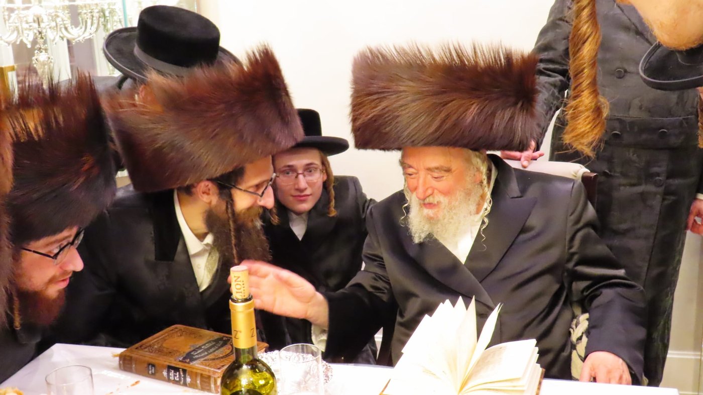 הגה"צ רבי יצחק משה ארלנגר בקריית יואל