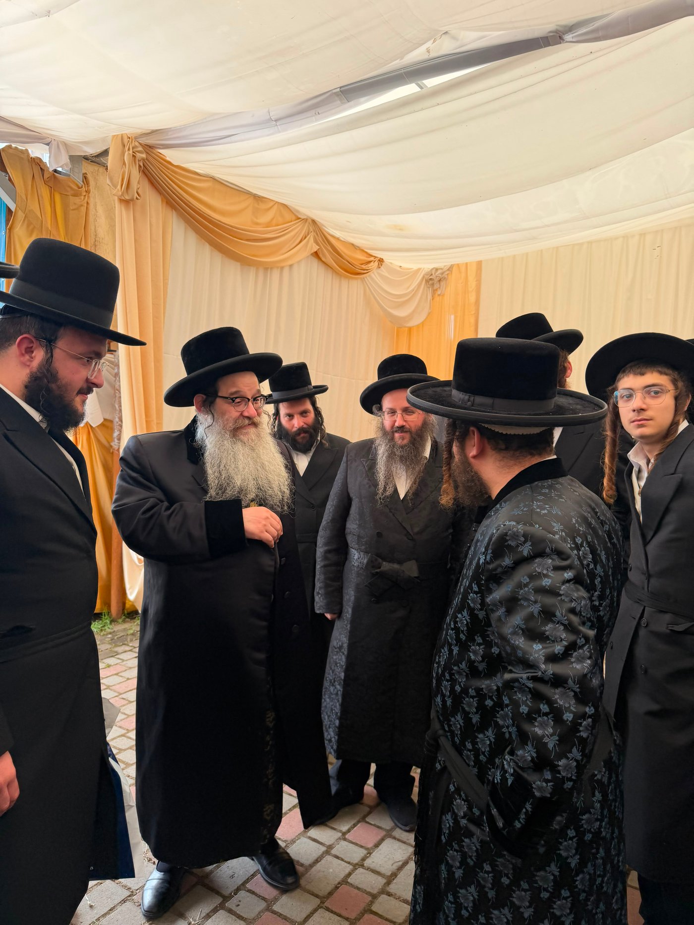 האדמו"ר מנדבורנה אלעד במסע תשעת הימים