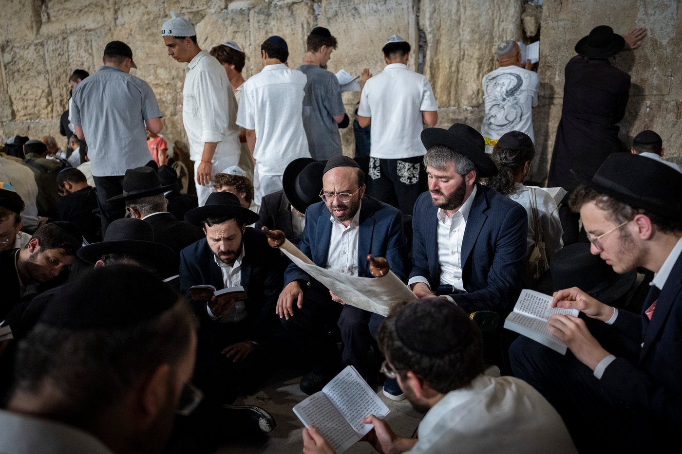ליל תשעה באב בכותל המערבי