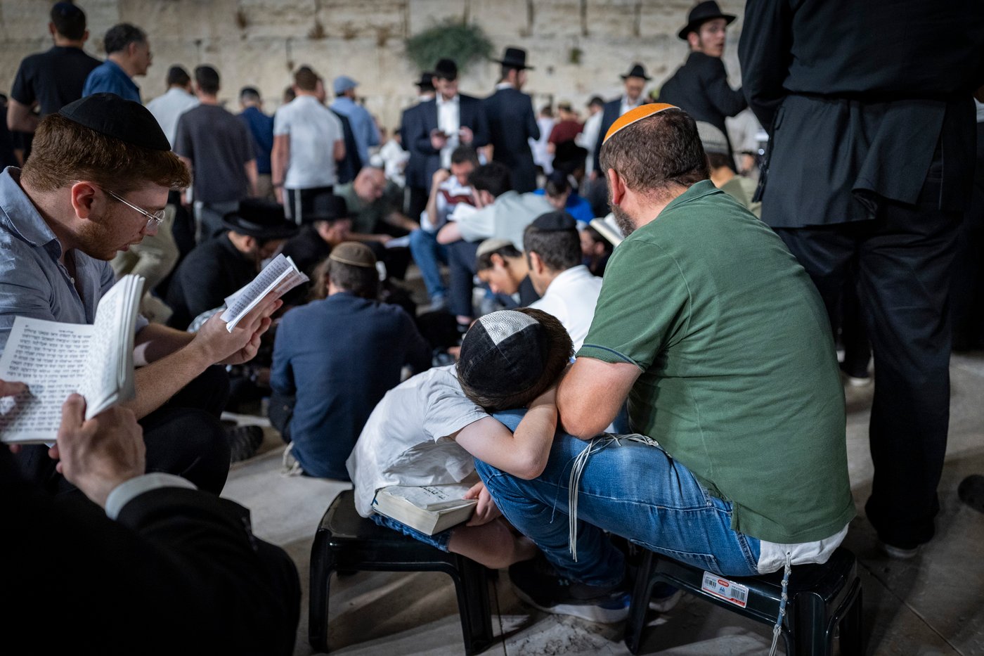 ליל תשעה באב בכותל המערבי