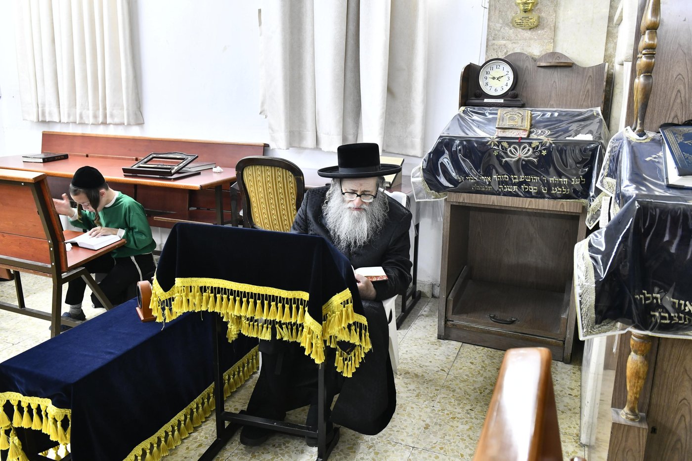 האדמו"ר מספינקא כהנא בליל תשעה באב