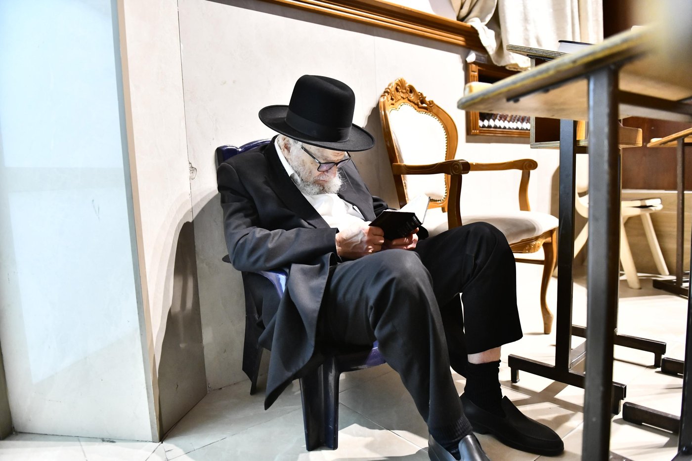 הגרמ"ה הירש והגר"ש זקס בליל תשעה באב