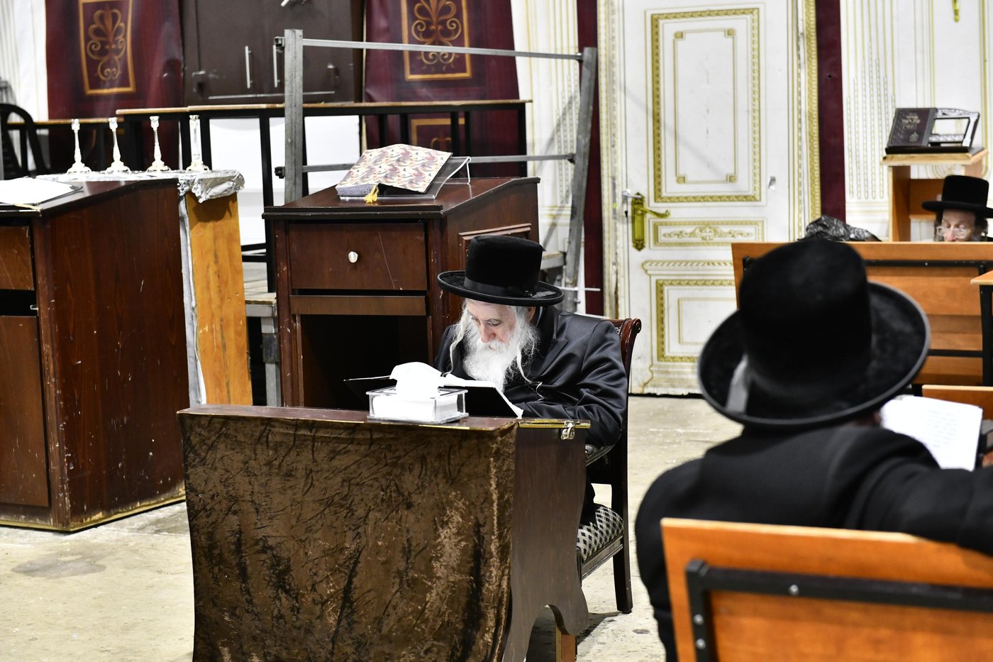 אדמו"ר ממחנובקא בעלזא בליל תשעה באב