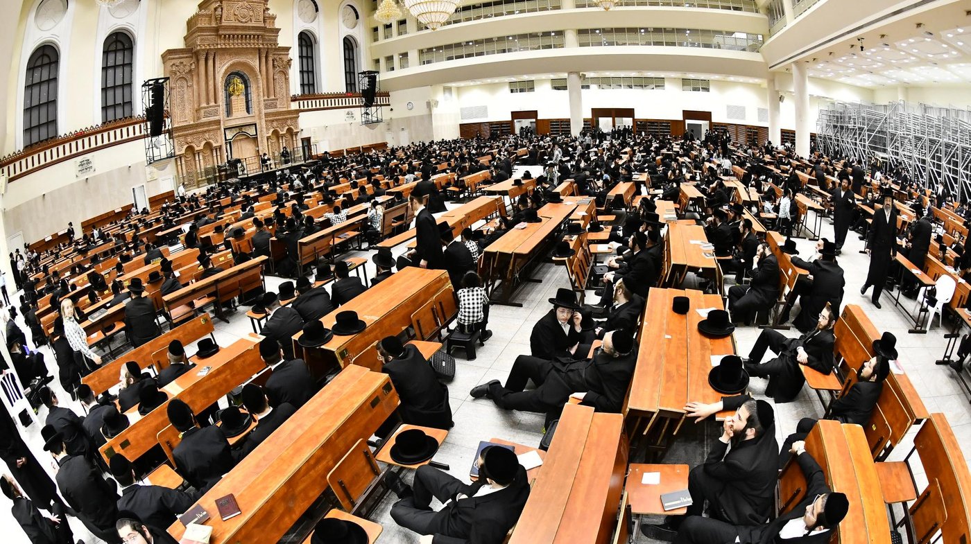 הגה"צ רבי אהרן טוסיג בליל תשעה באב