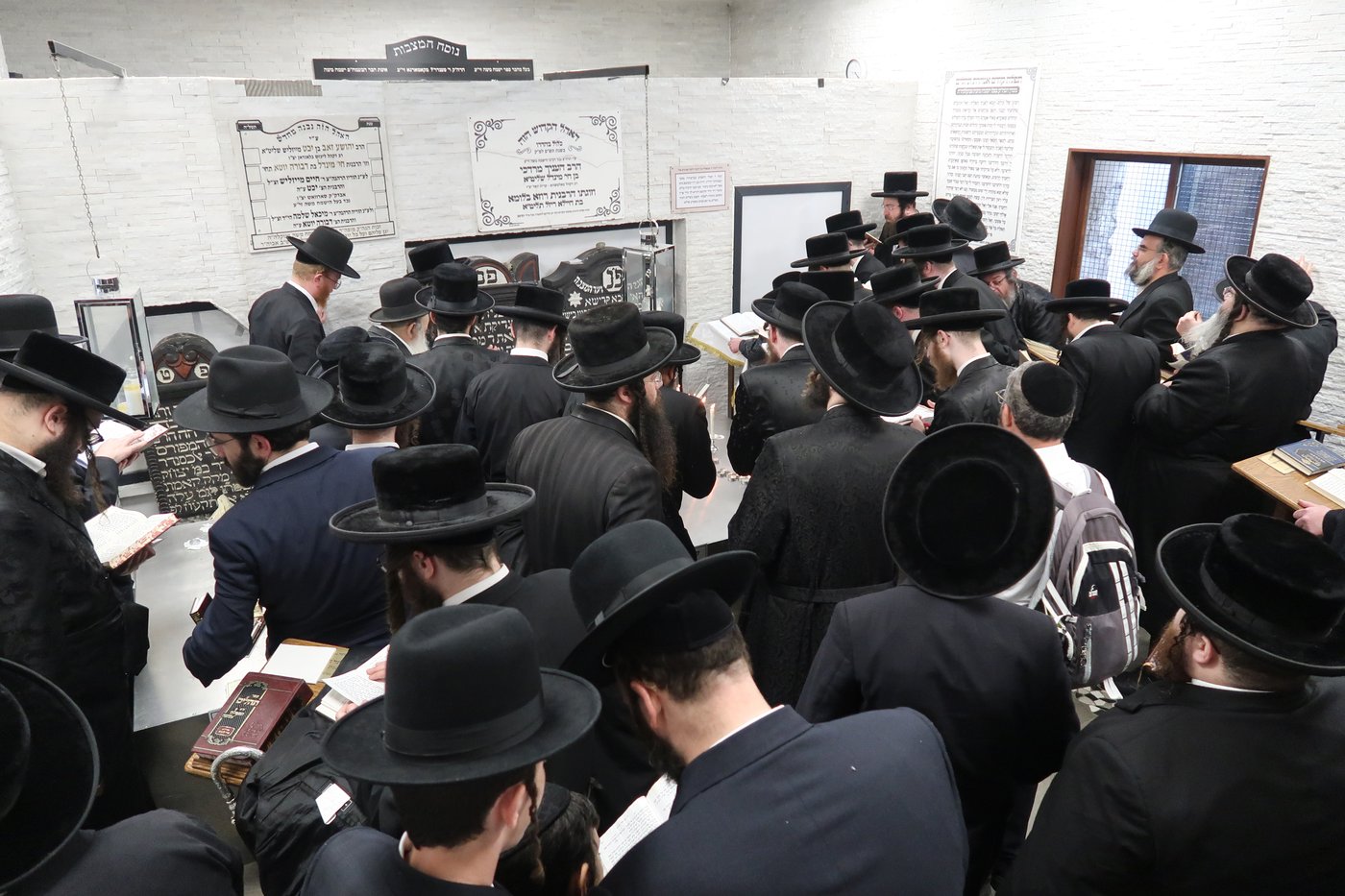 מסע הקודש של האדמו"ר מקרעטשניף סיגעט לאירופה