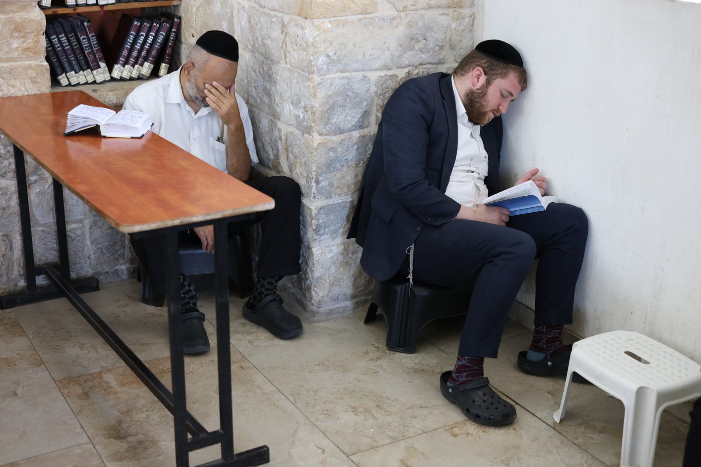 תשעה באב אצל האדמו"ר מלעלוב בצפת