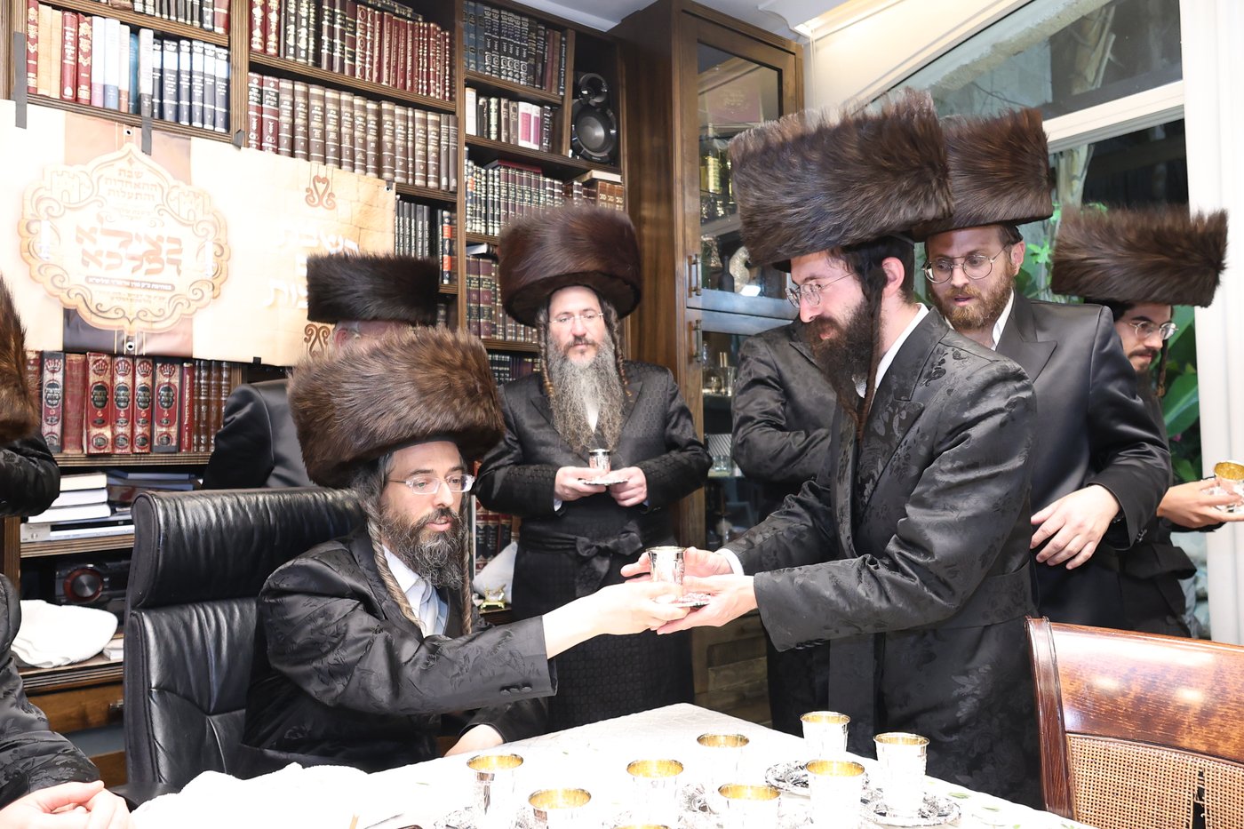 האדמו"ר מזוועהיל בשבת בכותל המערבי