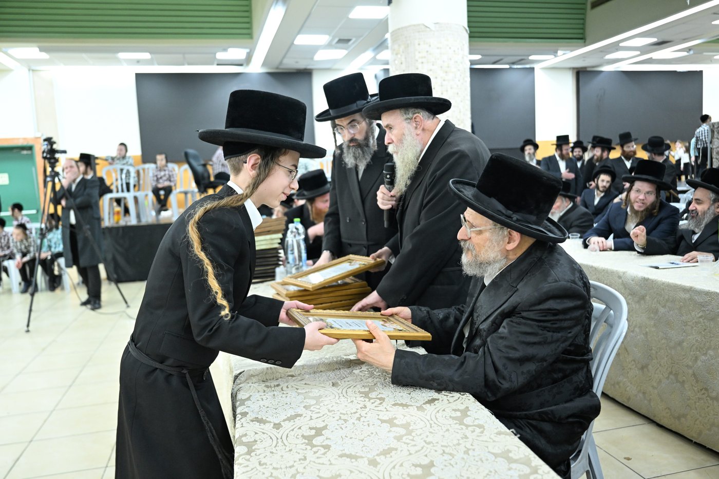 מבחן פומבי בת"ת צאנז בבני ברק