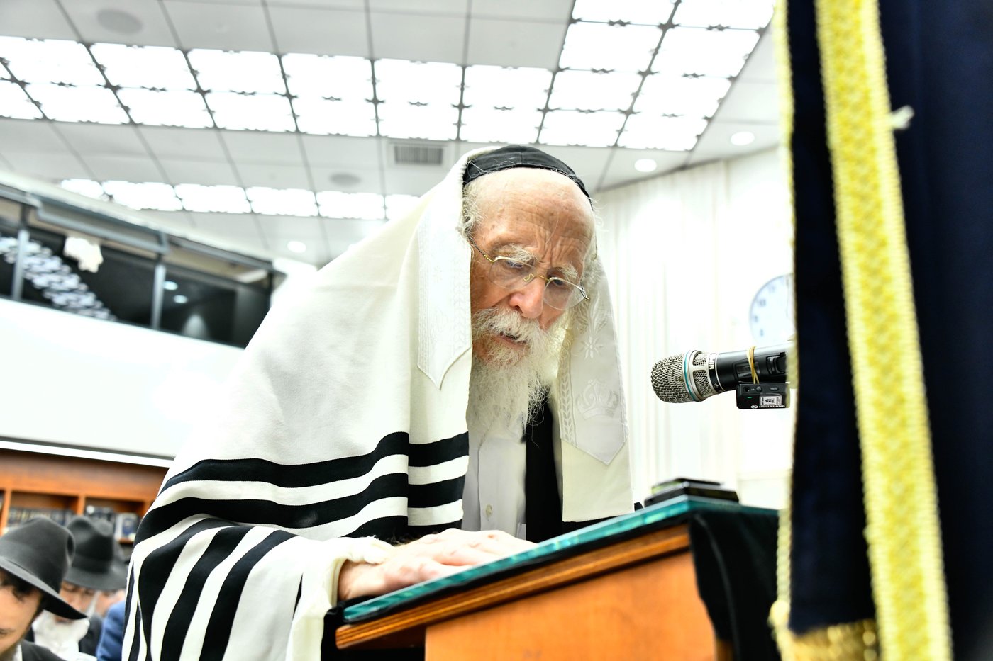 עצרת תפילה בבית השם