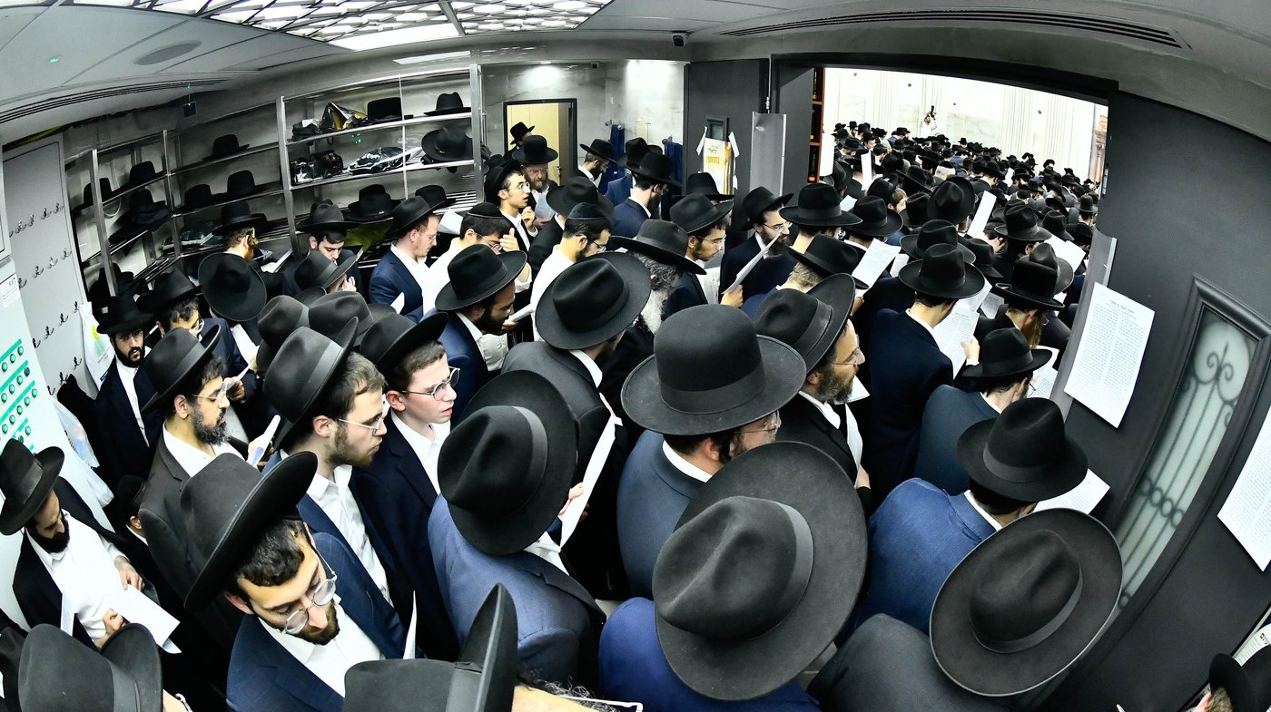 עצרת תפילה בבית השם