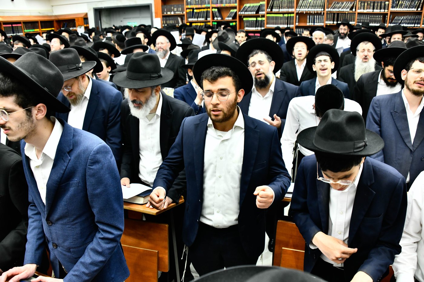 עצרת תפילה בבית השם