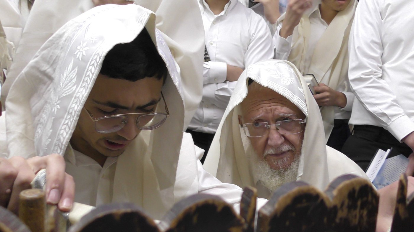 תשעה באב אצל הגר"צ מאזוז