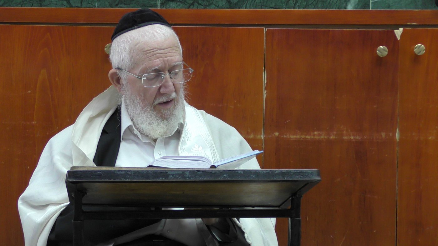 תשעה באב אצל הגר"צ מאזוז