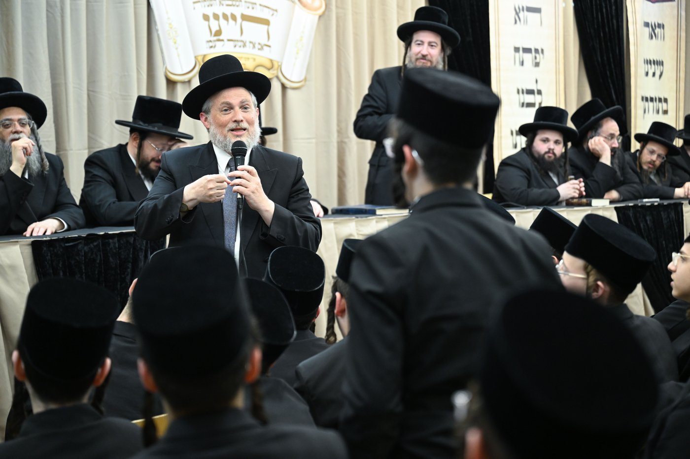 מבחן פומבי בישיבת אמרי חיים