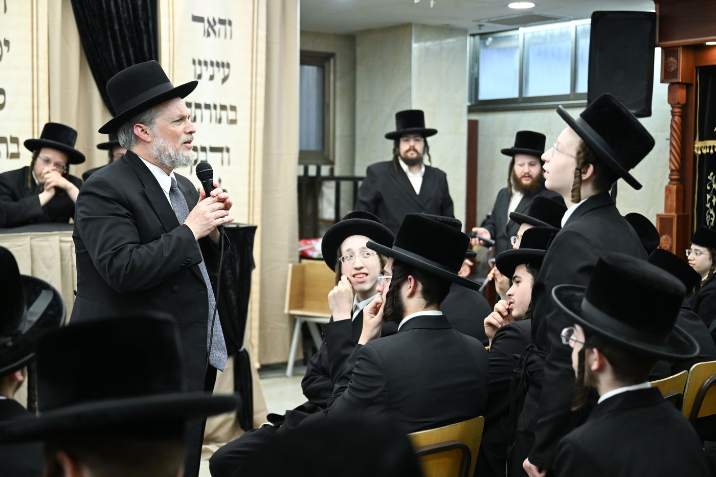 מבחן פומבי בישיבת אמרי חיים