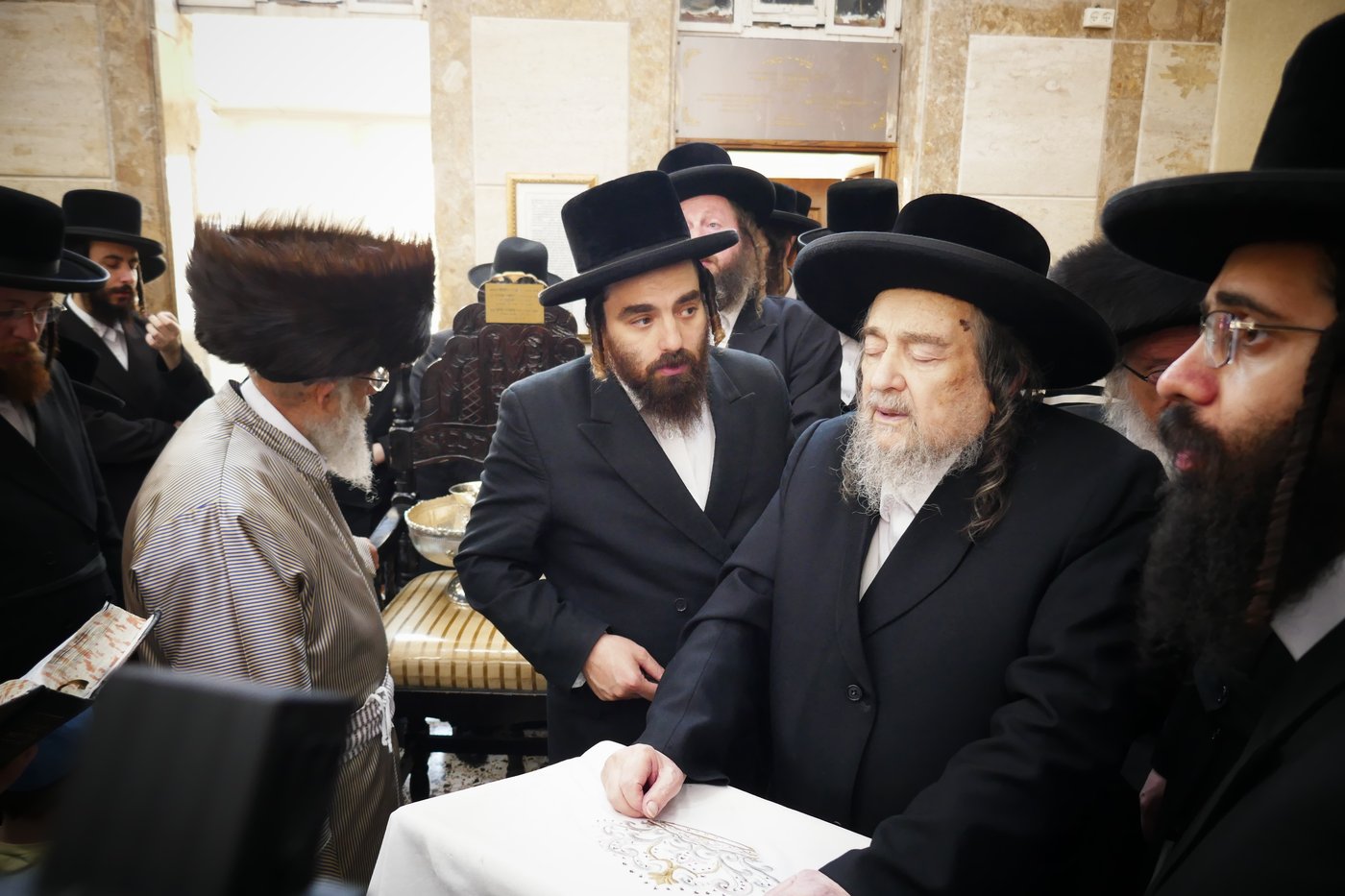 הגה"צ רבי יעקב מאיר שכטר בברית לנין האדמו"ר מפינסק קרלין