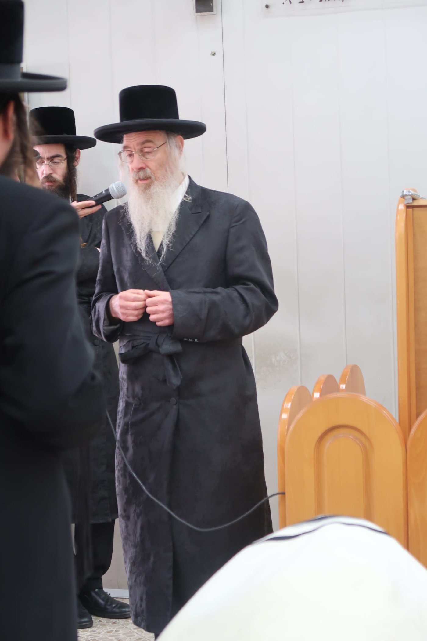 מסע הלוויית אביו של האדמו"ר מהארנסטייפל