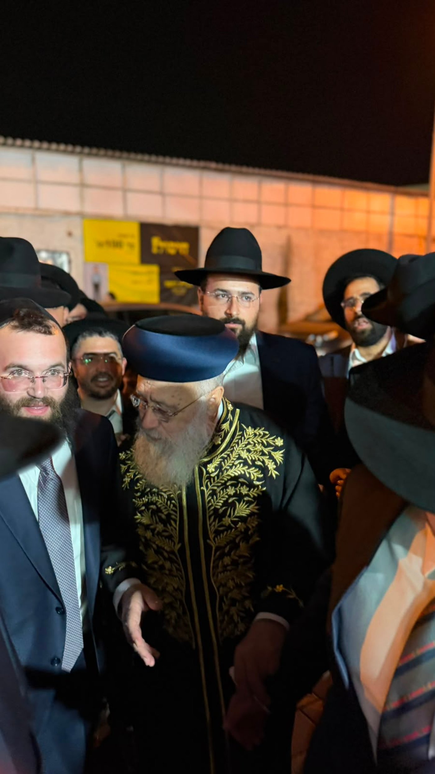 שמחת נישואי נכד הגר"נ בן שמעון
