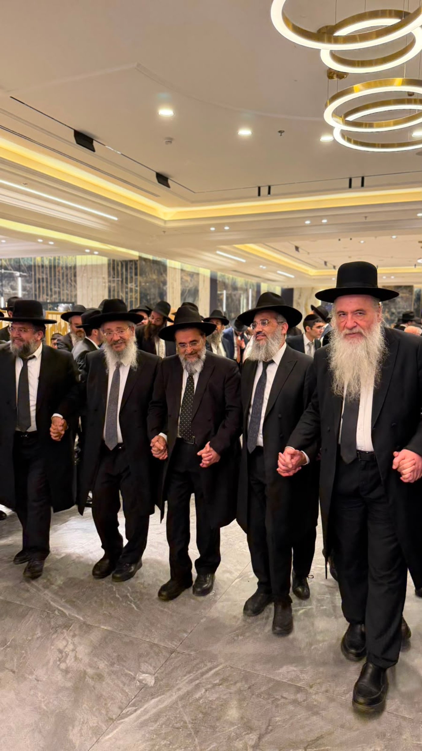 שמחת נישואי נכד הגר"נ בן שמעון