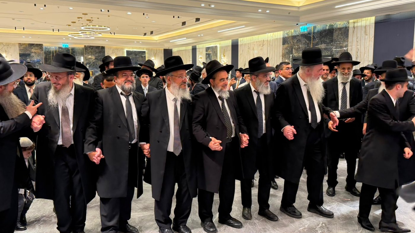 שמחת נישואי נכד הגר"נ בן שמעון