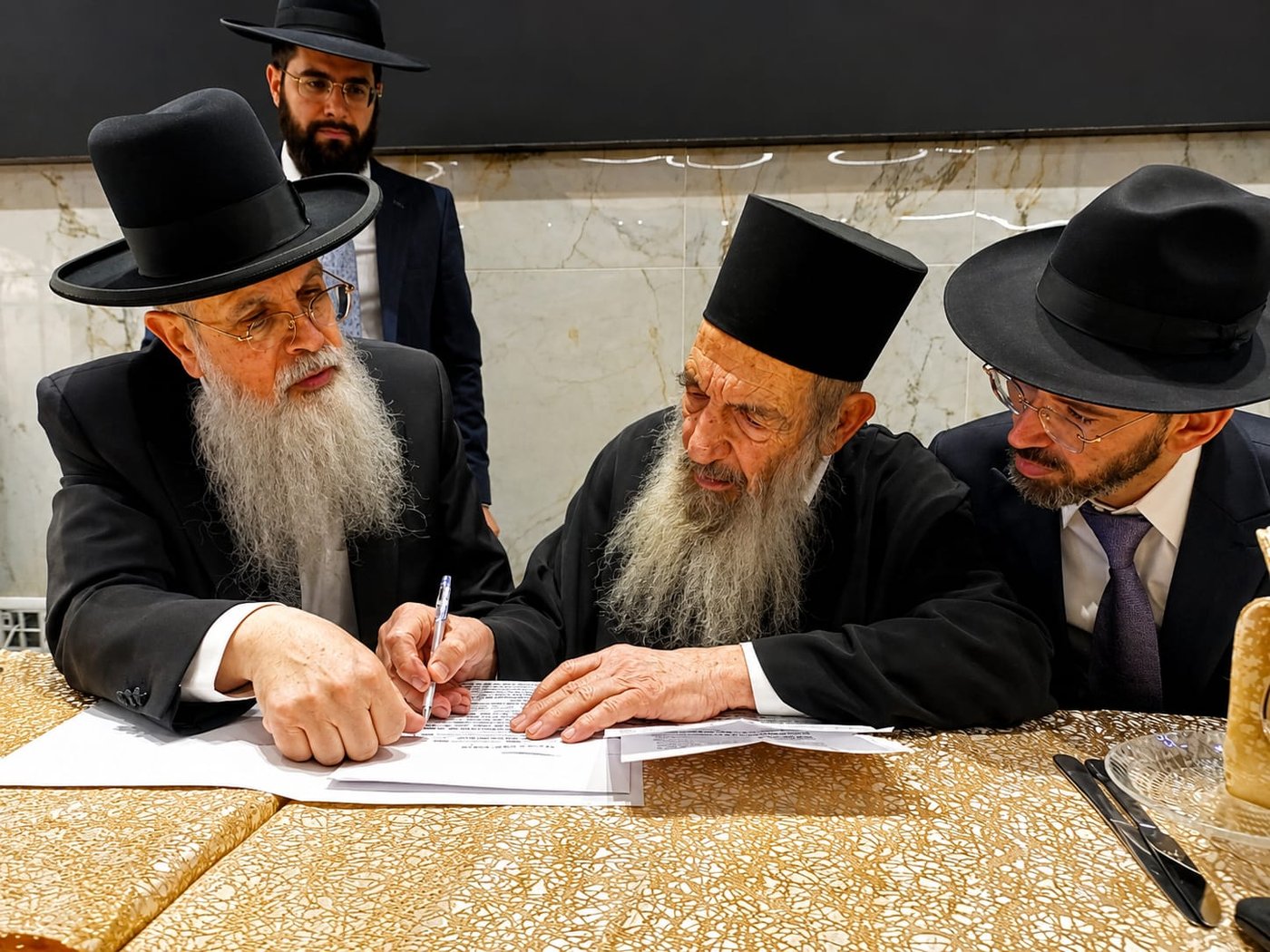 שמחת נישואי נכד הגר"נ בן שמעון