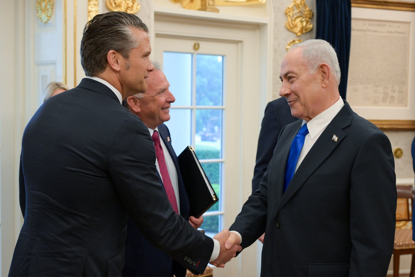 גלריה: כך נראים נתניהו וטראמפ בחדר הסגלגל - הפגישה הדרמטית החלה