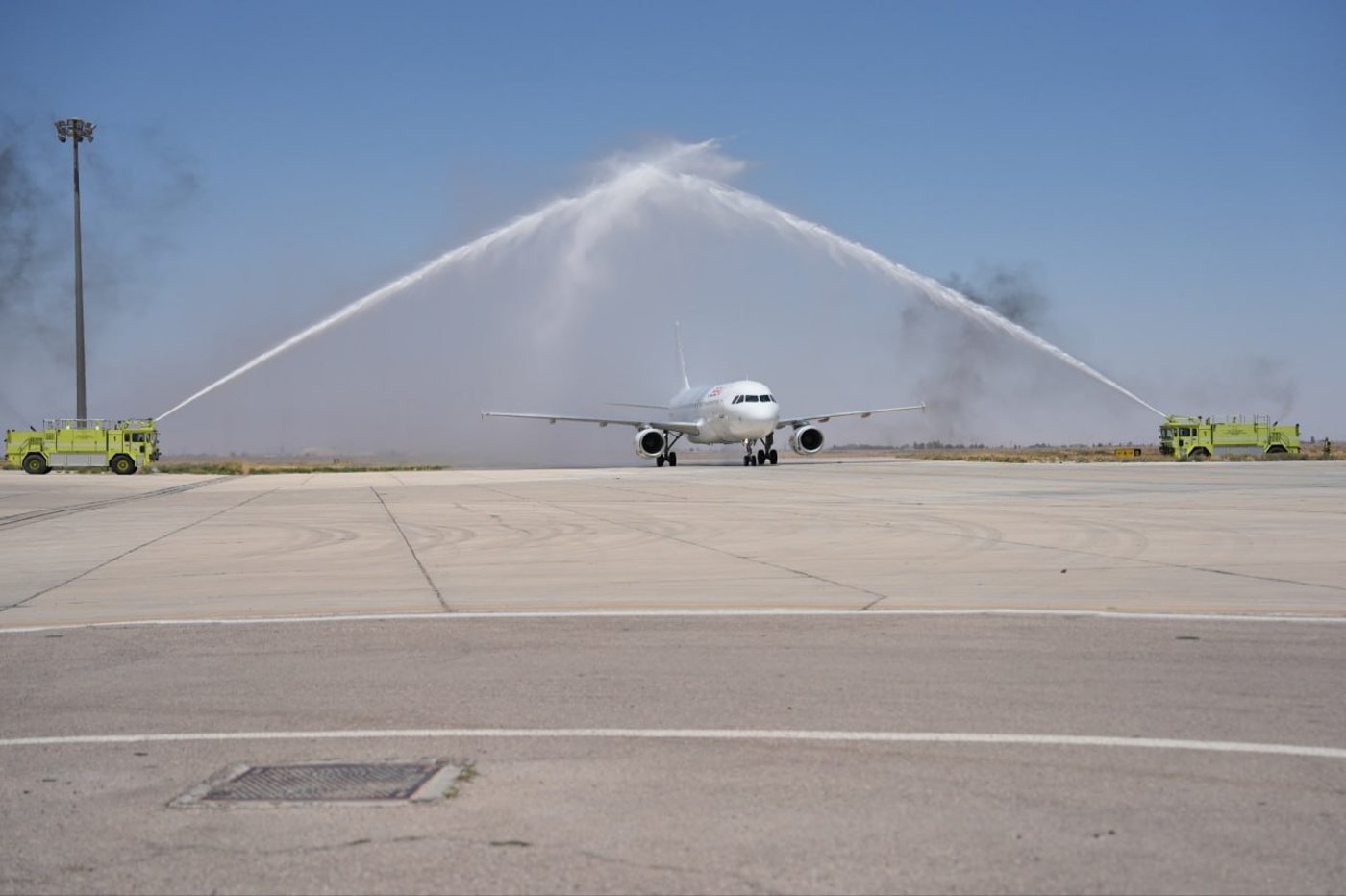 טיסת הבכורה של LEAV Aviation מדיסלדורף נוחתת בנמל התעופה הבינלאומי של דמשק
