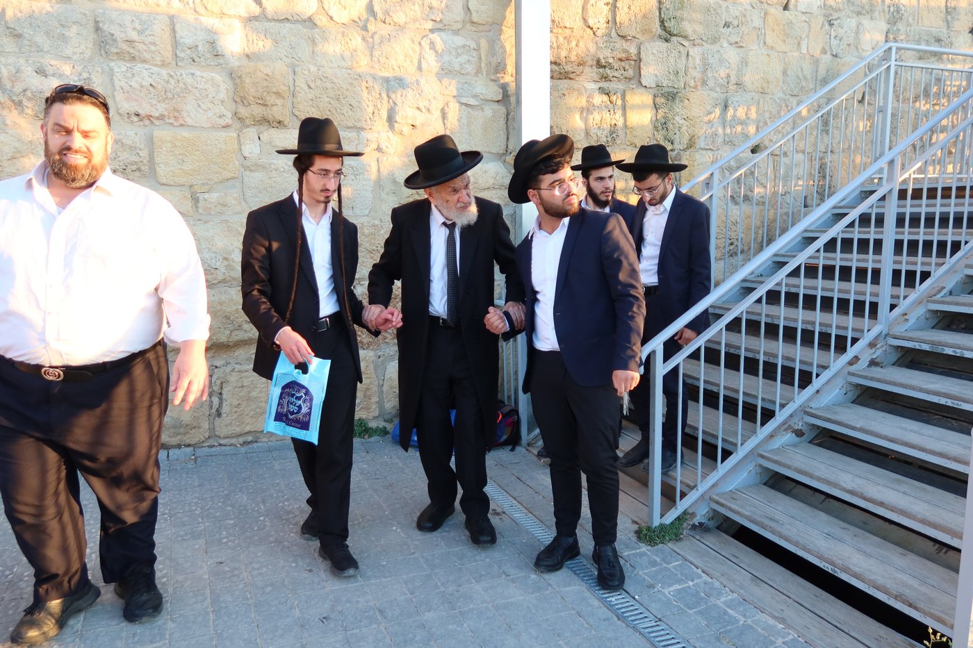 הגר"א טופיק בציון שמואל הנביא