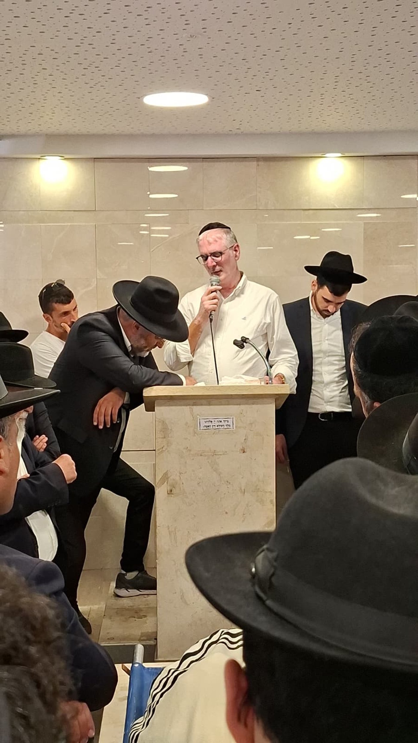 הלוויית הגאון הרב אברהם מנחם זצ"ל