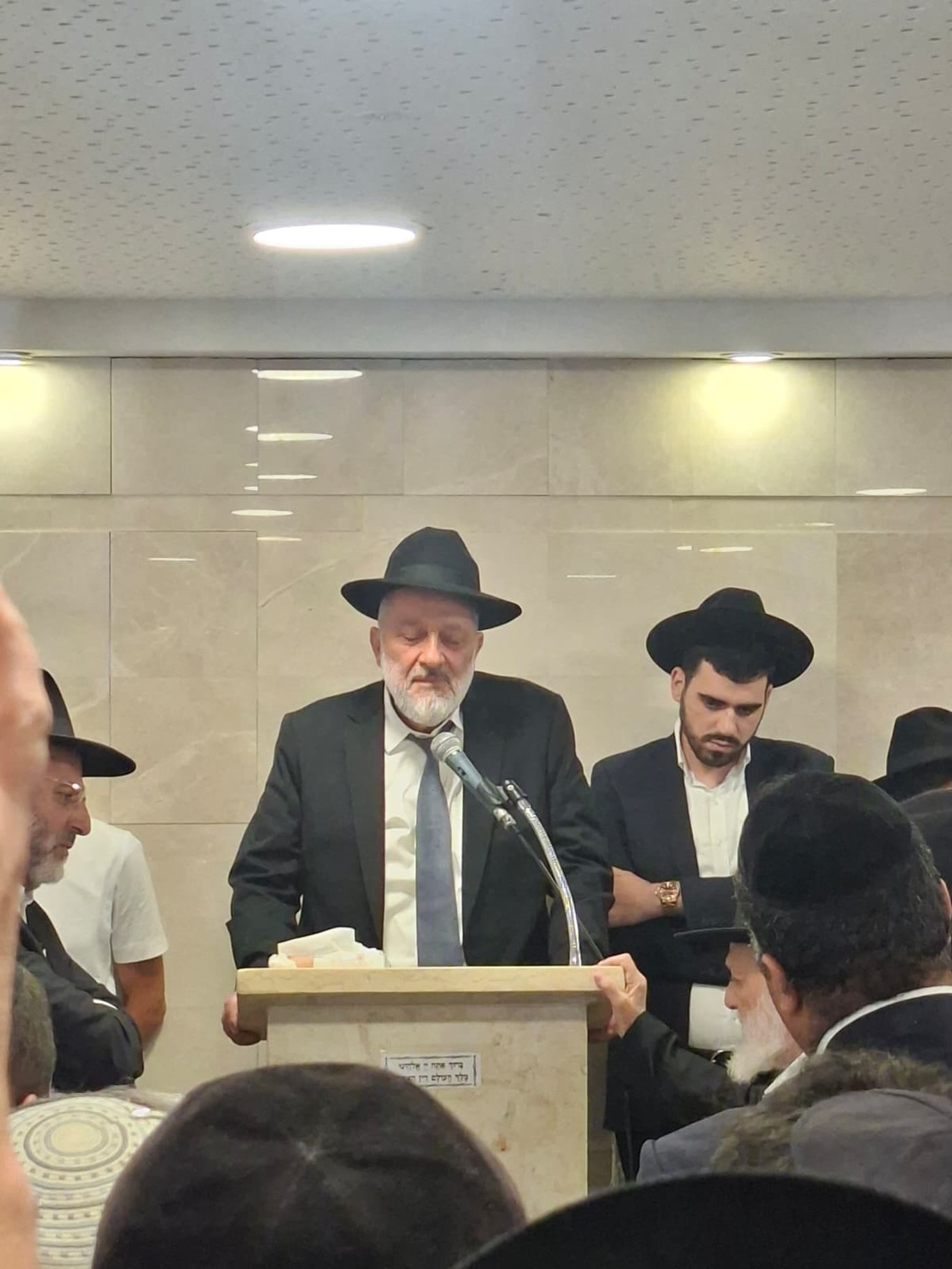 הלוויית הגאון הרב אברהם מנחם זצ"ל