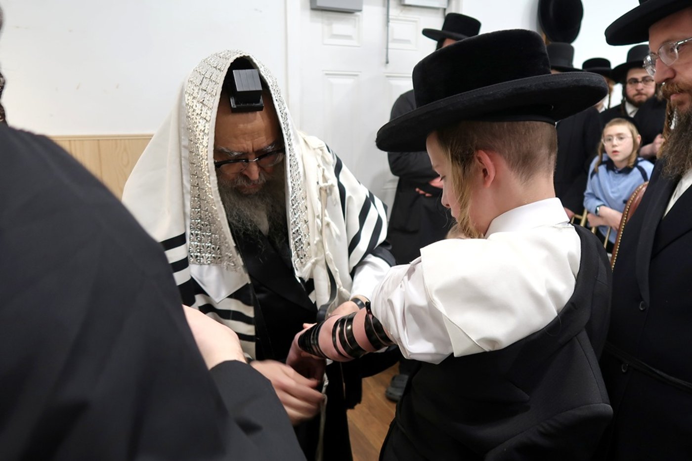 תשעה באב בצל האדמו"ר מסאטמר בניו העמפשיר