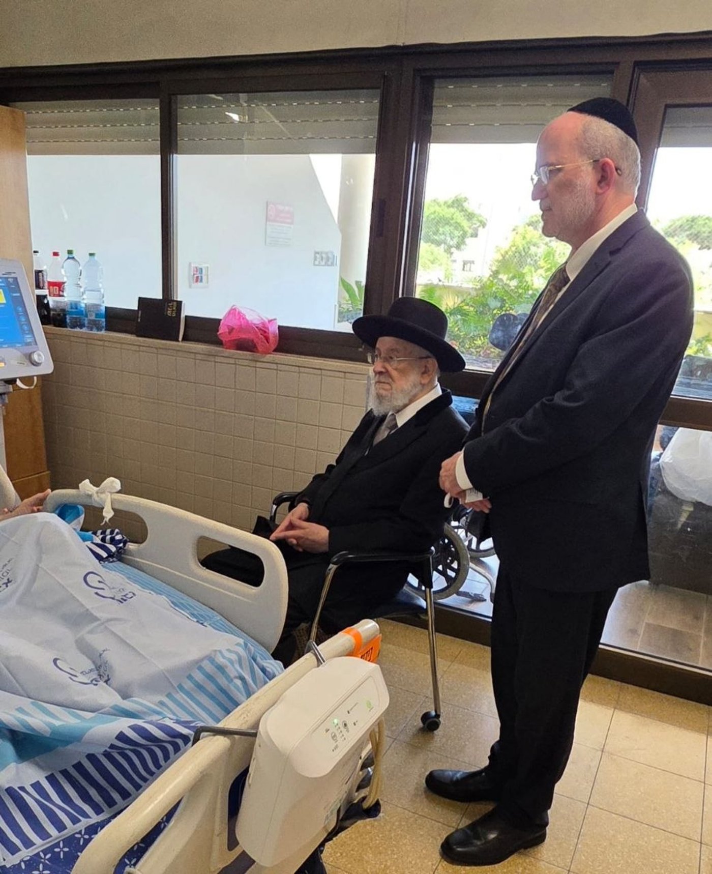 חברי הכנסת בבין הזמנים: 'זיידל'ע' עם כל הנייעס והחשיפות של השבוע