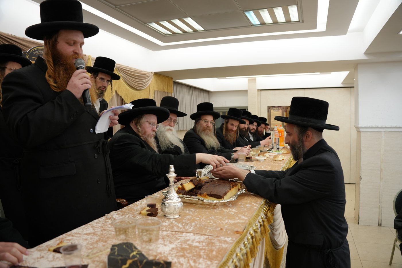 מעמד כבוד התורה בשומרי אמונים