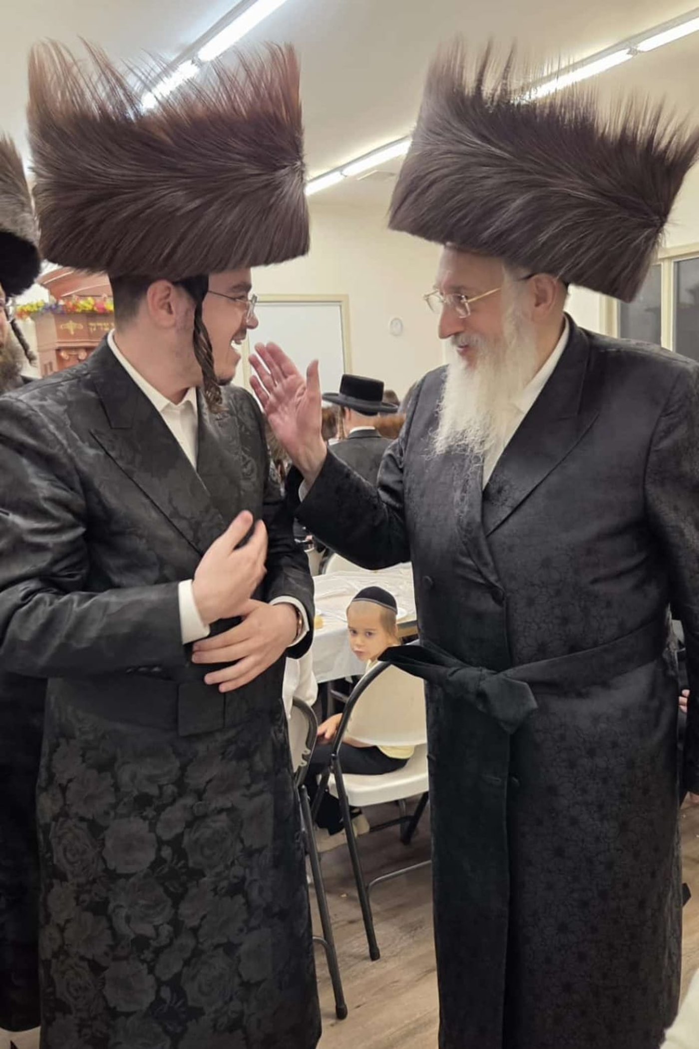 חברי הכנסת בבין הזמנים: 'זיידל'ע' עם כל הנייעס והחשיפות של השבוע