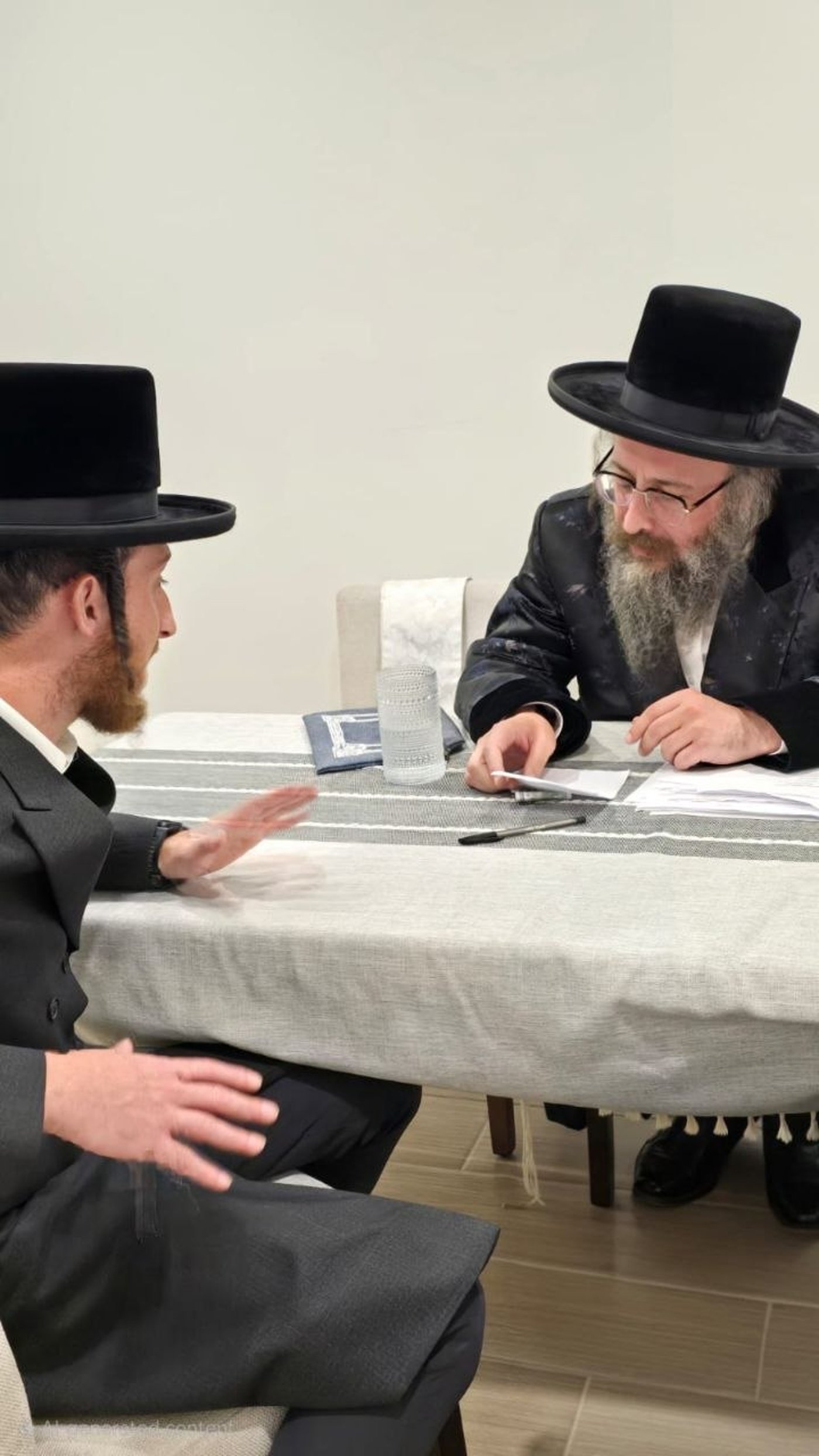 חברי הכנסת בבין הזמנים: 'זיידל'ע' עם כל הנייעס והחשיפות של השבוע