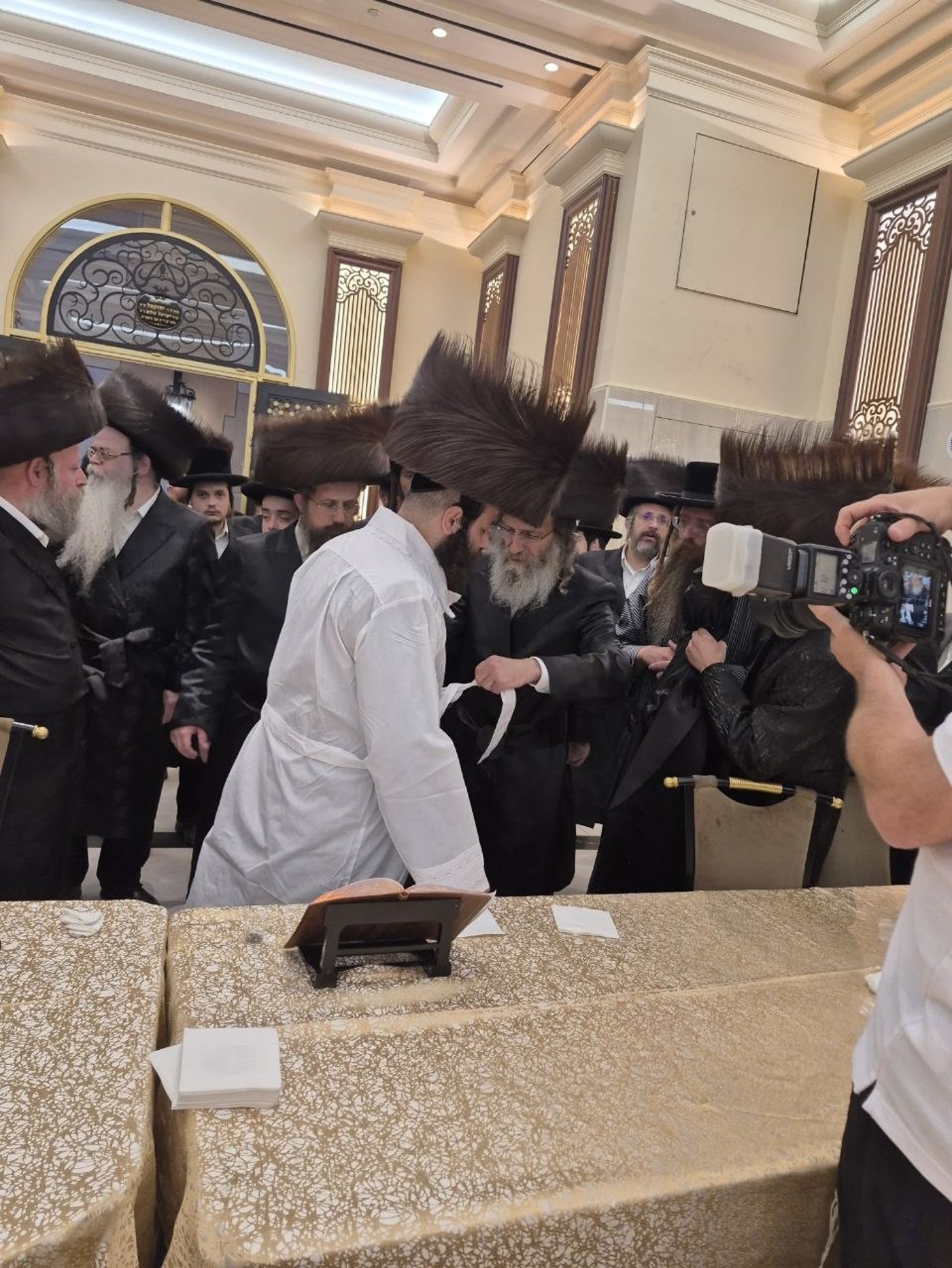 חברי הכנסת בבין הזמנים: 'זיידל'ע' עם כל הנייעס והחשיפות של השבוע